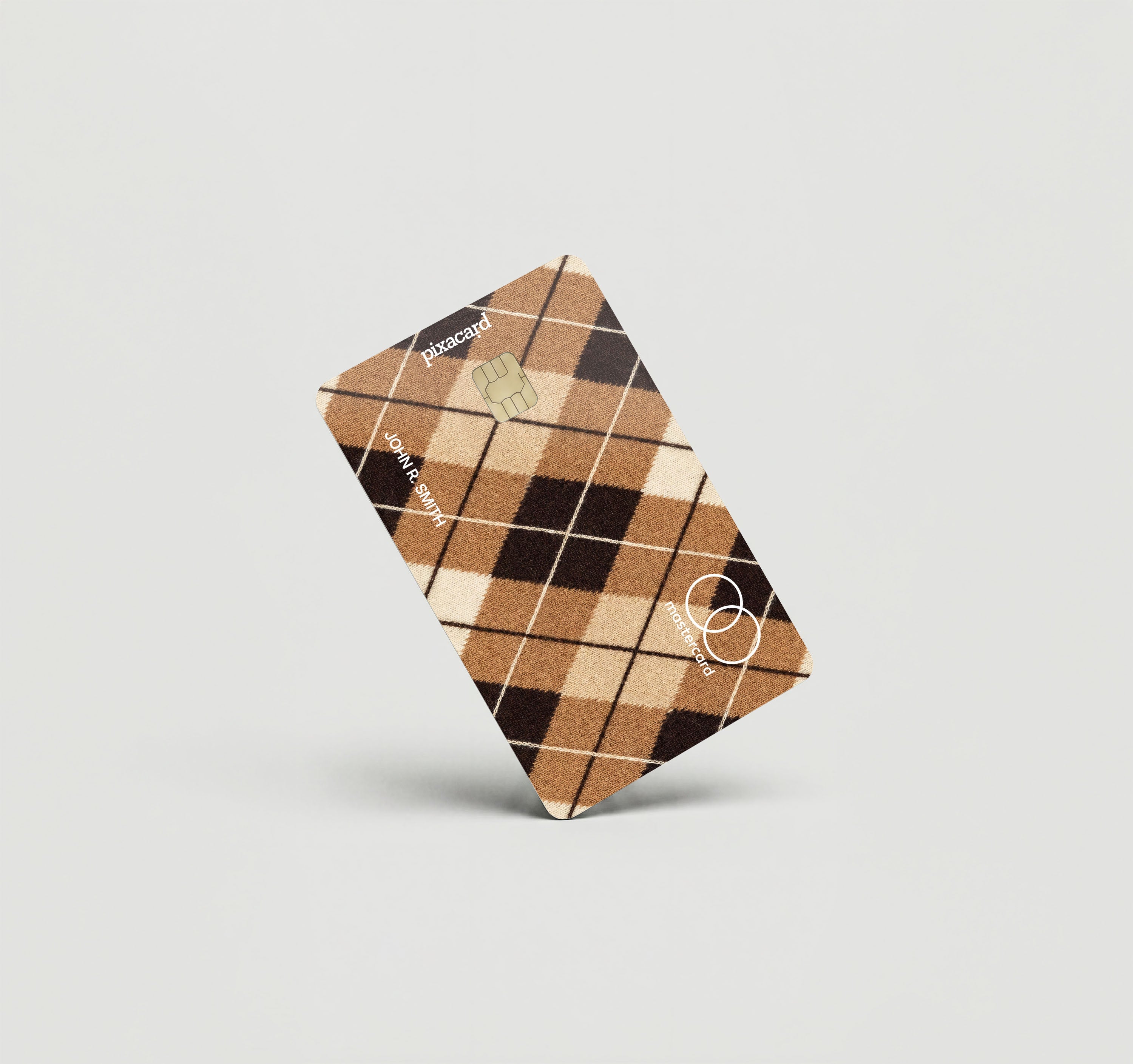 Mockup Cardskin pixacard-tan-argyle-cadrskin