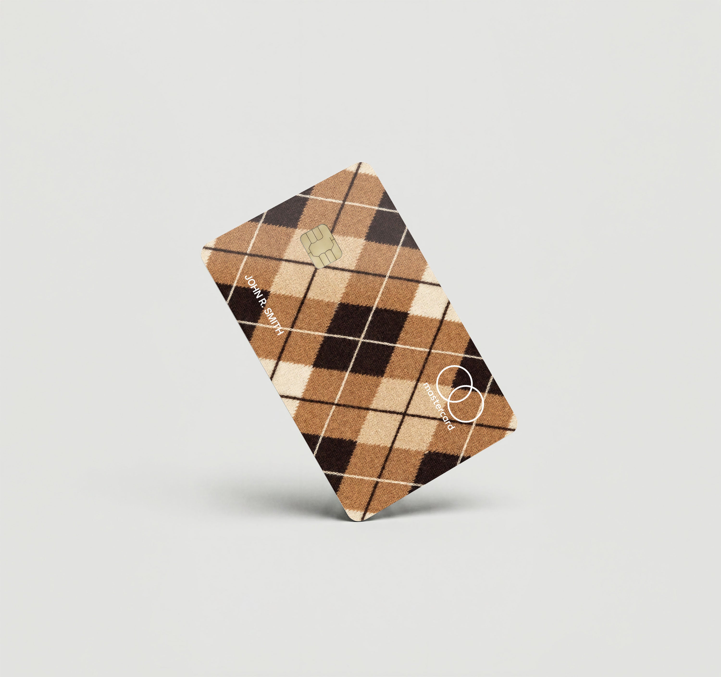 Mockup Cardskin pixacard-tan-argyle-cadrskin