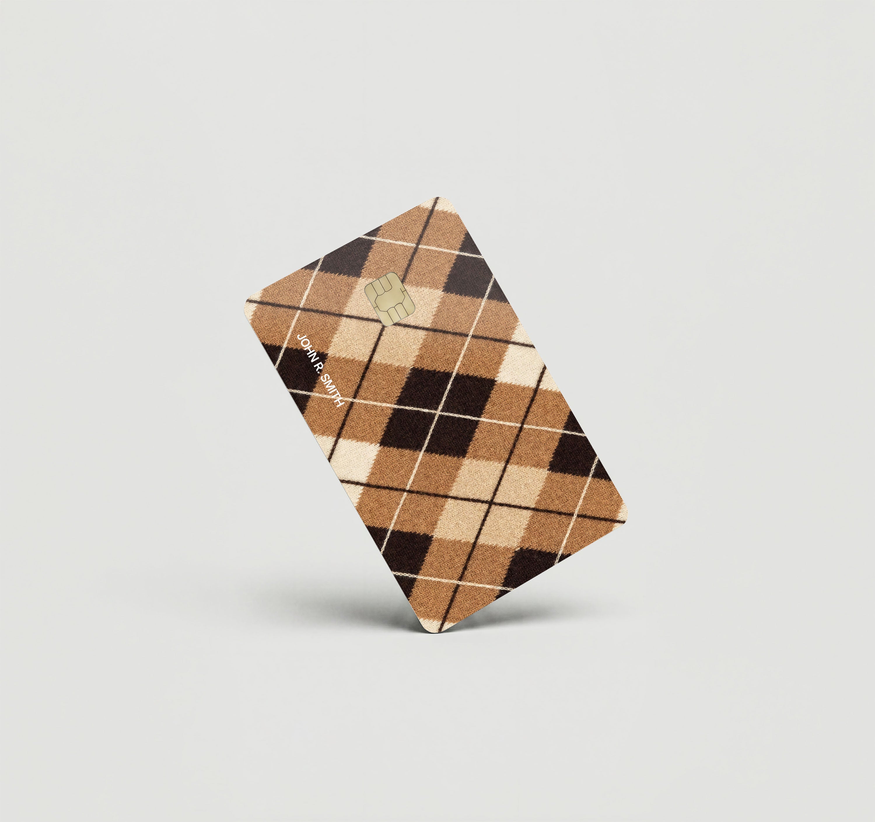 Mockup Cardskin pixacard-tan-argyle-cadrskin